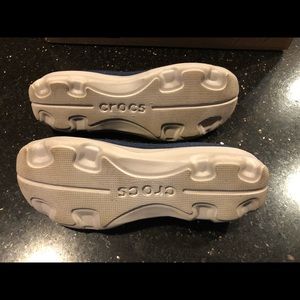 Crocs size 9